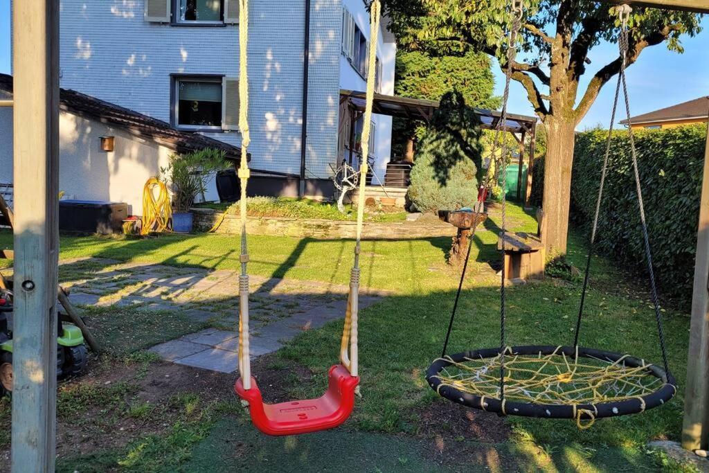 Apartamento Omi'S Nest, Fuer Klein Und Gross Oberburen Exterior foto